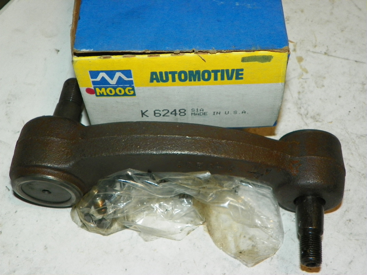 Chevrolet GMC Truck G10 G20 G1500 G2500 1983-93 NOS Idler Arm Moog K-6248 USA