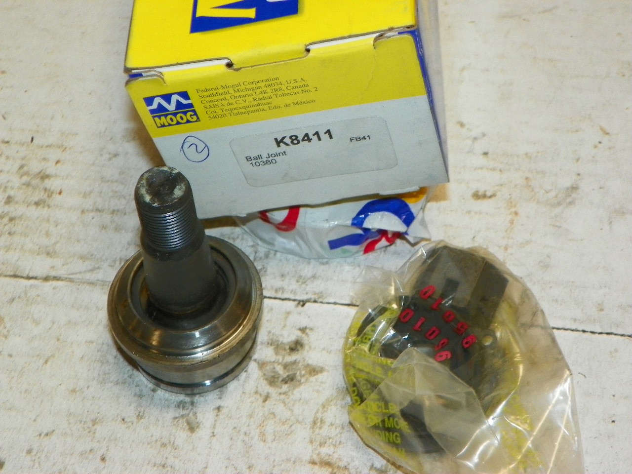 Lower Ball Joint Moog K-8411 fits Ford Truck 1981-94 NOS USA