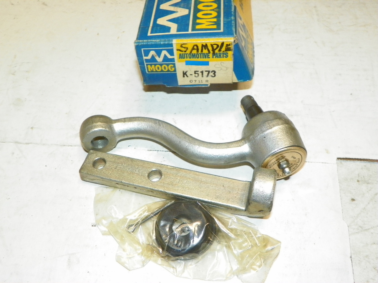 Oldsmobile 1965-70 NOS High Performance Idler Arm Moog K-5173 Made in USA