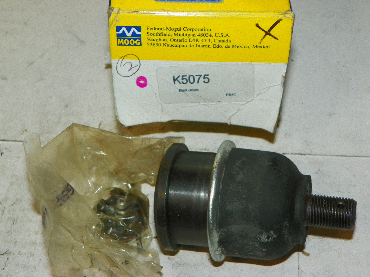 Buick 1963-70 NOS Lower Ball Joint Moog K-5075 Made in USA