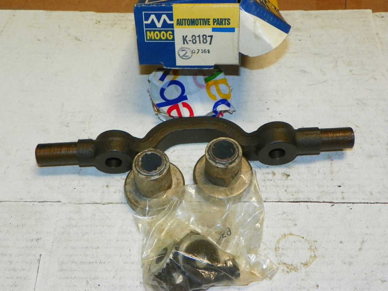 Lincoln 1967-69 NOS Upper Control Arm Shaft Kit Right-Side Moog k8187 Made in US. Shop vintage car parts at ocpnw.com!