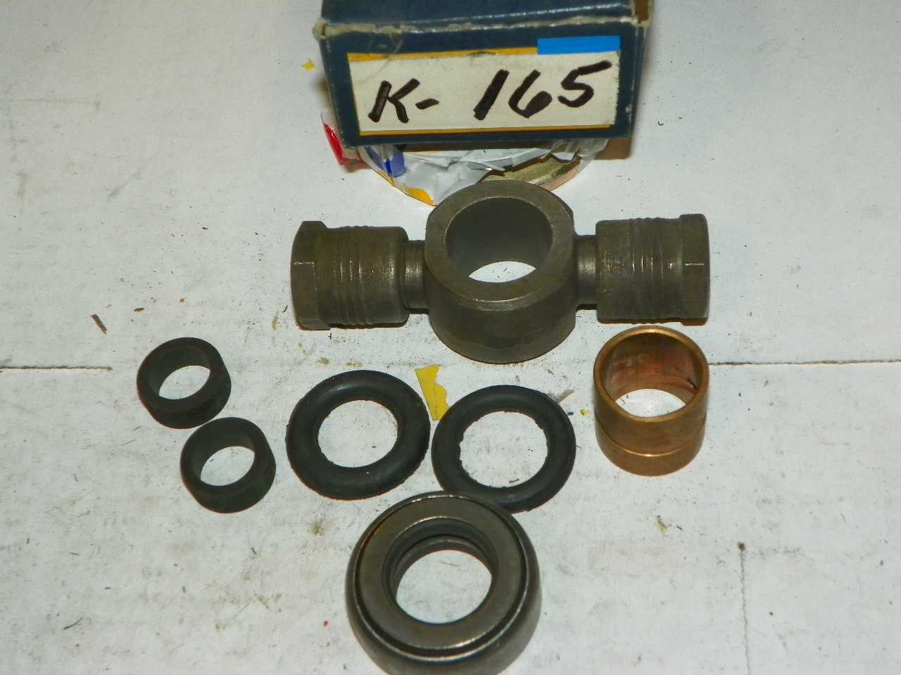 Nash 40 1946 1947 1948 NOS Control Arm Outer Pivot Pin Moog k165 Made in USA. Shop vintage car parts at ocpnw.com!