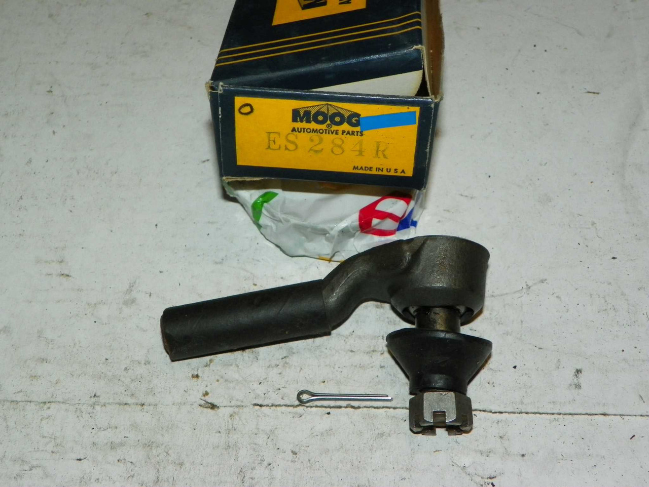 Chrysler Products 1960-61 NOS Tie Rod Ends Moog ES-284R Made in USA. Shop vintage car parts at ocpnw.com!
