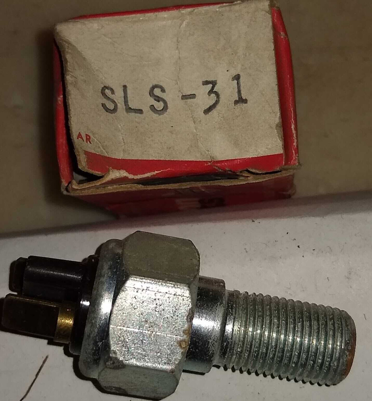 Standard SLS31Stoplight Switch repl OEM 8540297 Renault 1958-62. Shop vintage car parts at ocpnw.com!