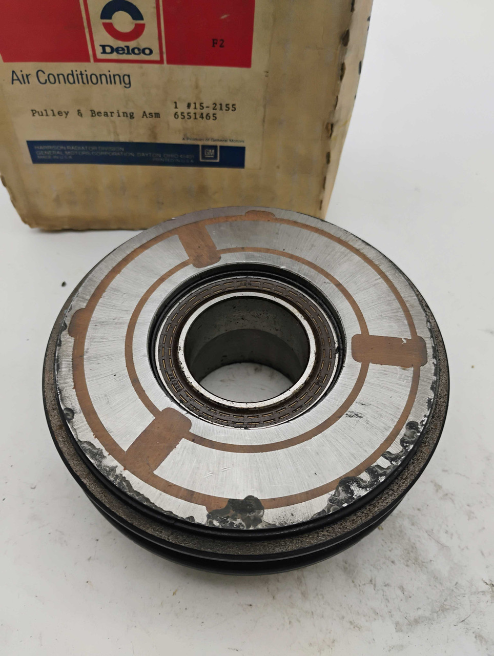 NOS Delco OEM Air Conditioning Pulley & Bearing Assembly 6551465
