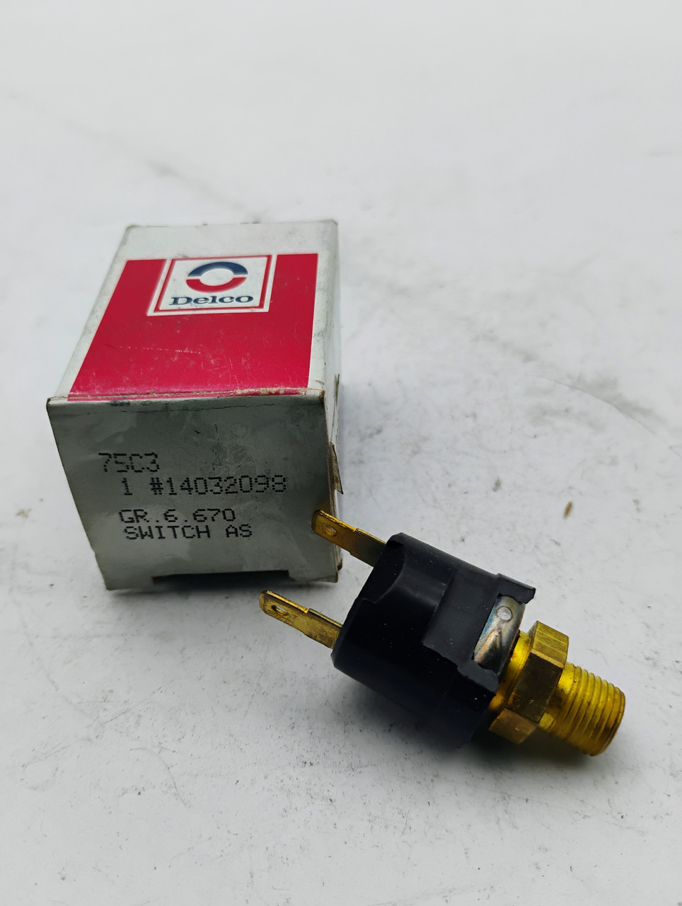 New Delco GM 14032098 AC Compressor Cut Off Switch NOS Made in USA ...