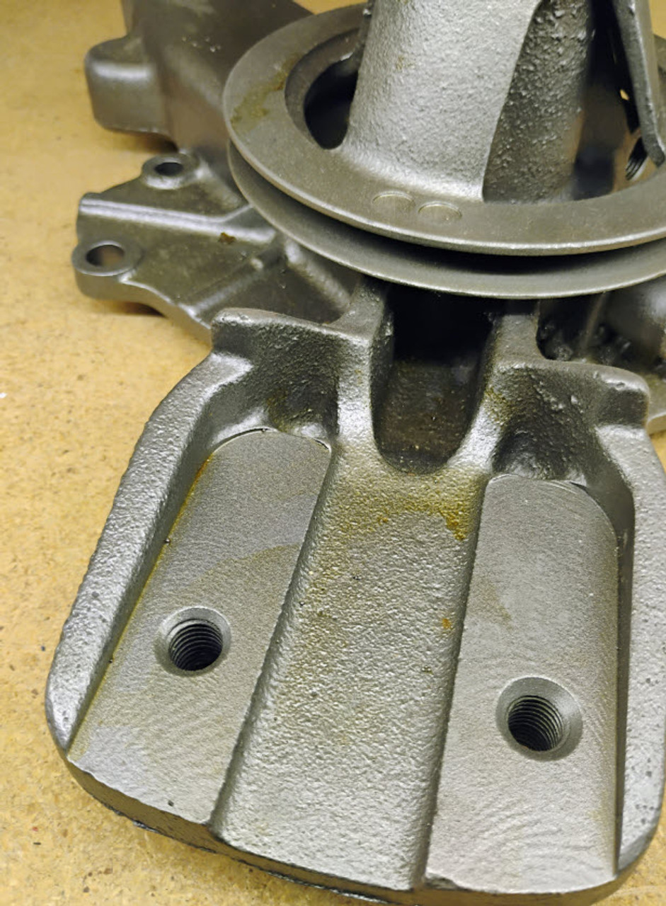 1961-63 Ford Truck MD/HD 302 332 F, T750-800 Cast# C1TE-8505-A Water Pump WP1359 Made in USA