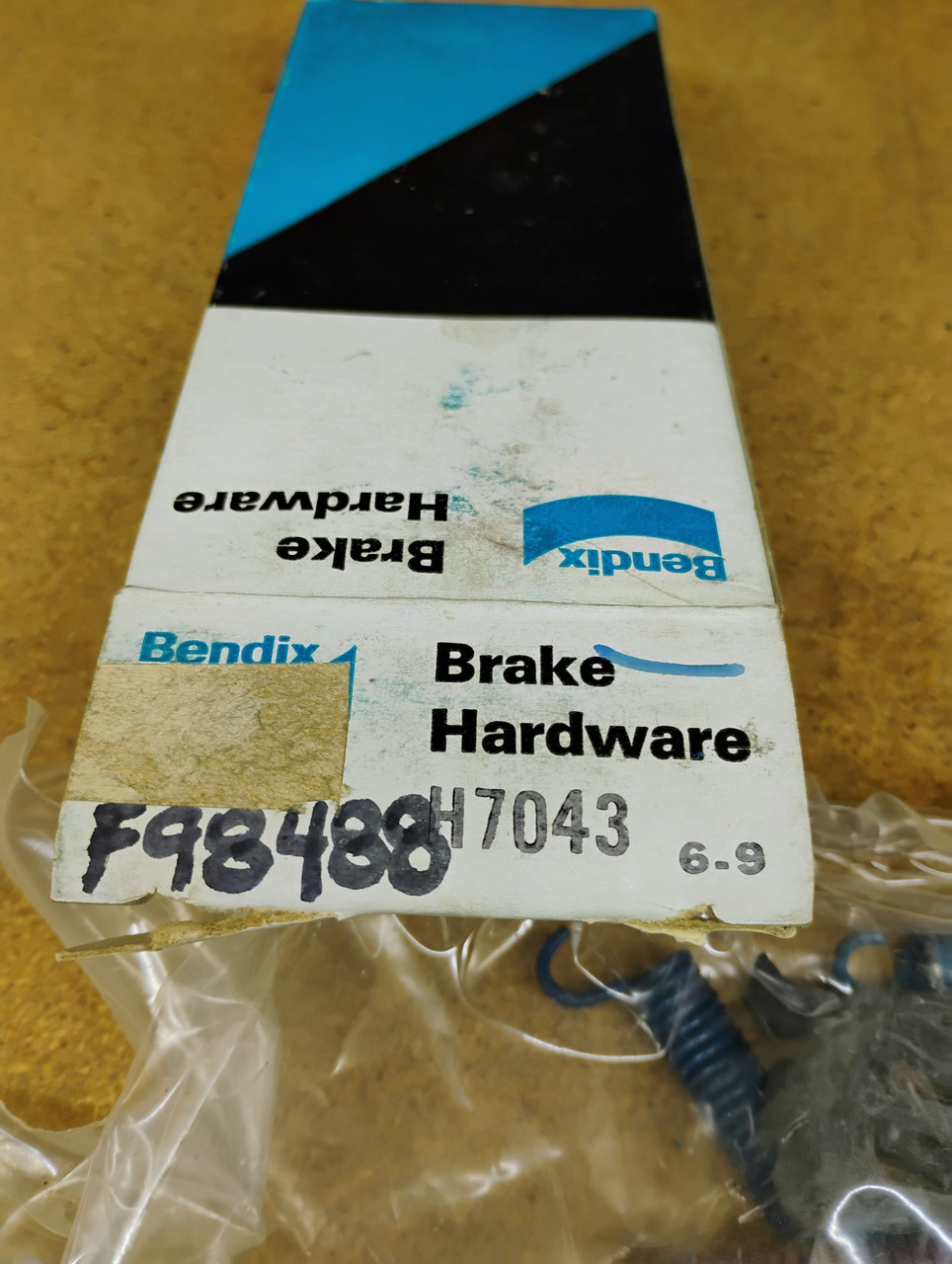 Bendix H7043 Rear Drum Brake Hardware Kit AMC Pacer Gremlin Hornet Spirit 75-83