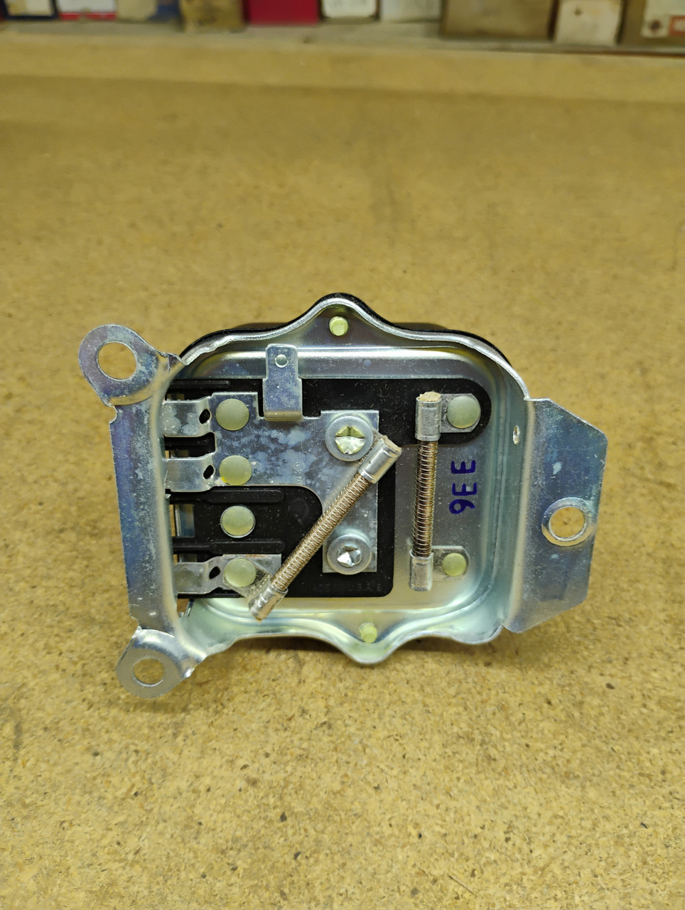 1962-71 GM Products Standard VR104 Voltage Regulator NORS Made in USA 1962-71 GM Products Standard VR104 Voltage Regulator NORS Made in USA