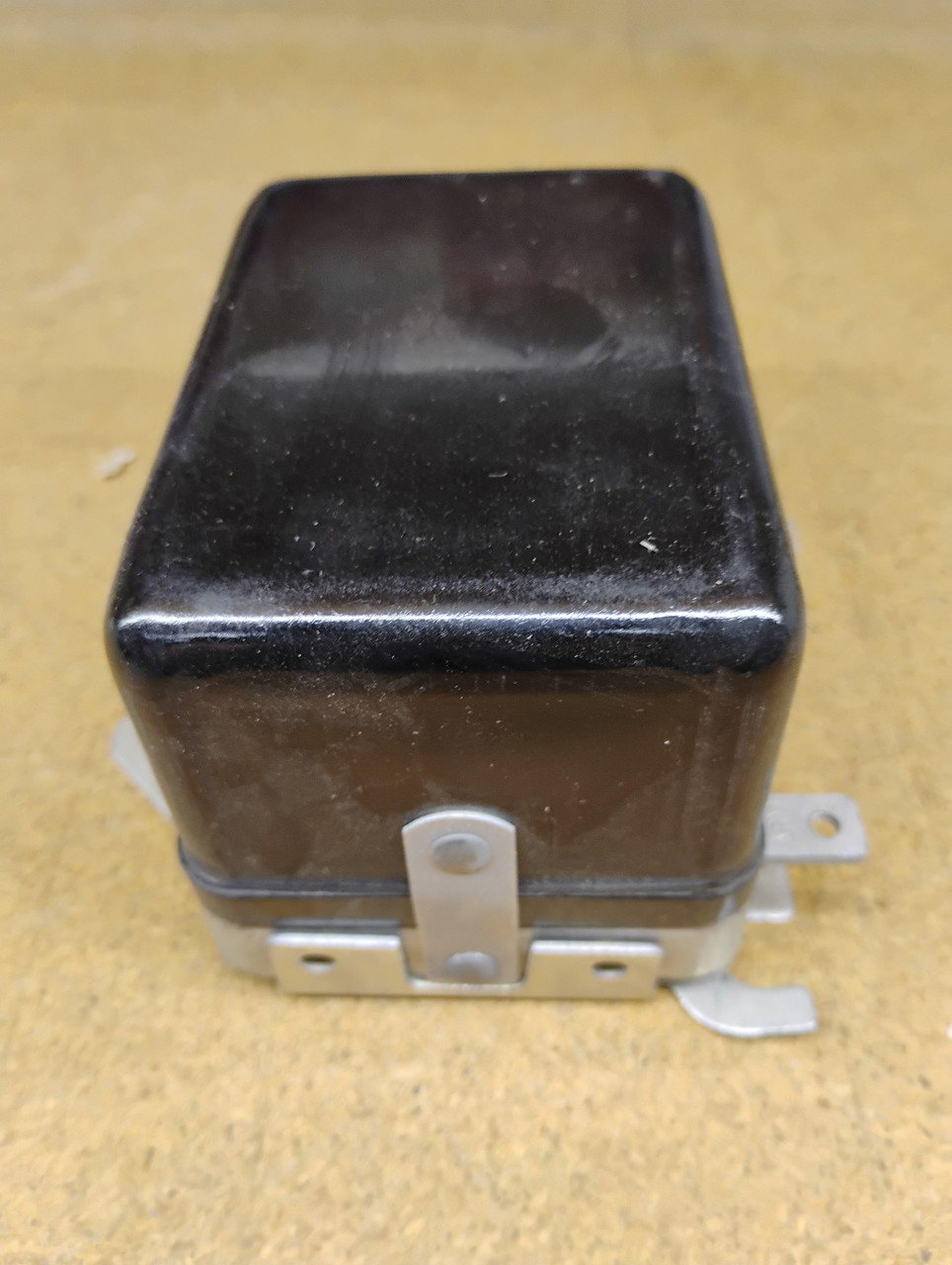 1940-48 Hudson Voltage Regulator with Cut-Out Relay NORS Made in USA 1940-48 Hudson Voltage Regulator with Cut-Out Relay NORS Made in USA