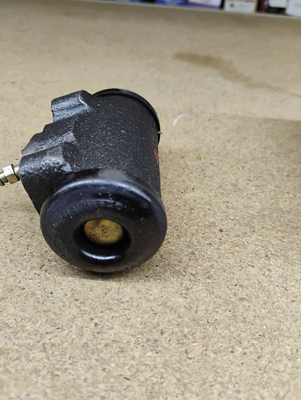 Wagner Lockheed F76438 Front Wheel Cylinder for 1972-1980 Chrysler Dodge Ford Lincoln Mercury Plymouth restoration. img 4