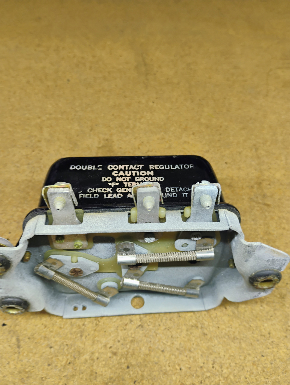 Auto-Lite 1119635 Voltage Regulator 1955-1962 Chevy Pontiac 12V Delco D665