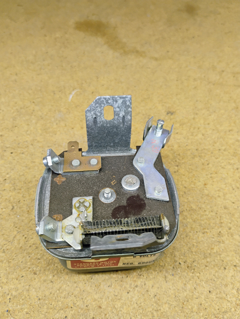 Standard VR218 Voltage Regulator 6V Neg. Gnd NORS Made in USA