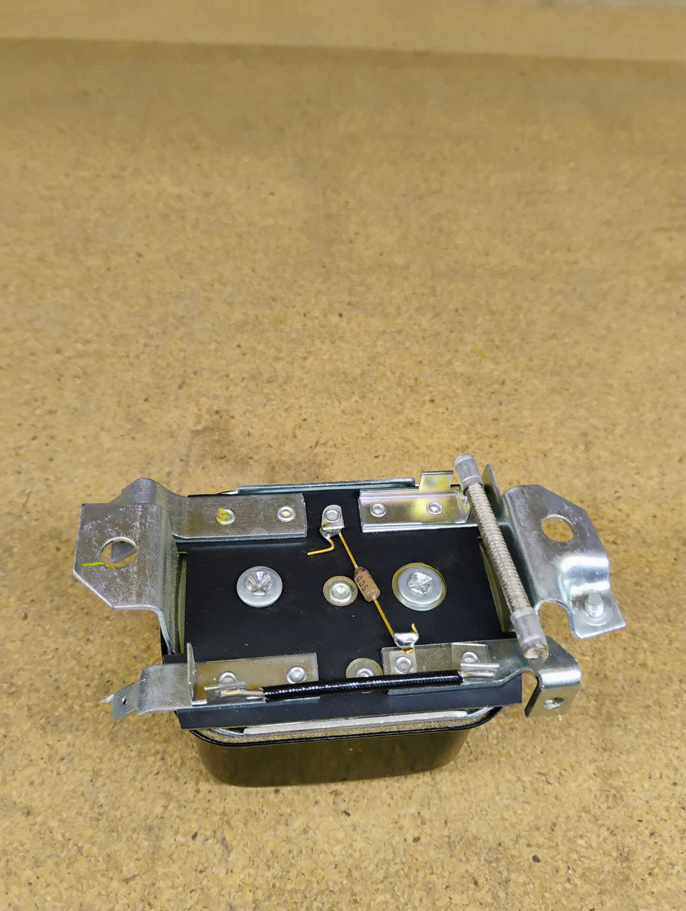 Standard VR39 Voltage Regulator 1967-1974 VW Beetle Bus Ghia 12V Generator NORS