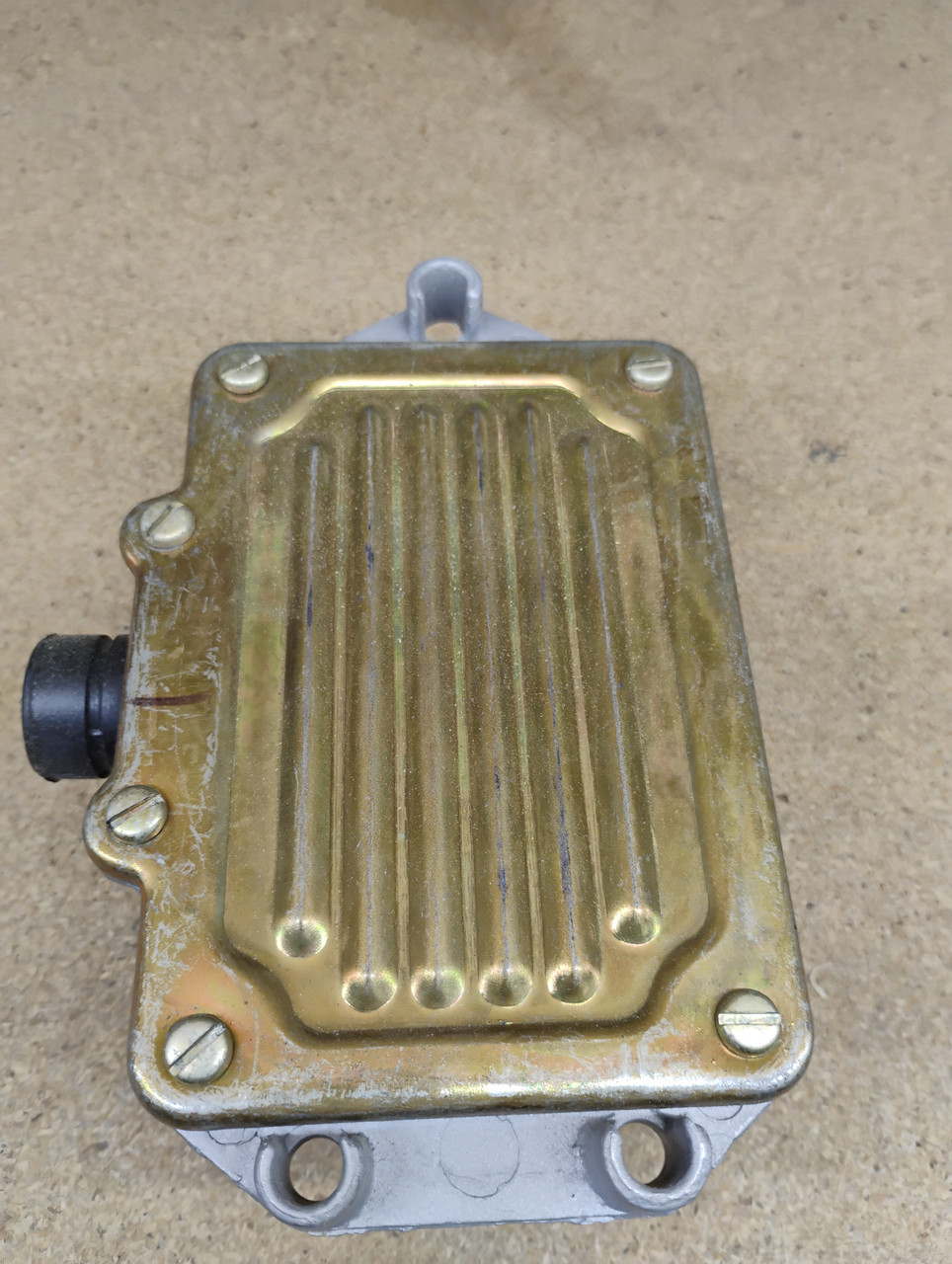 Delco Remy 1116393 Voltage Regulator Rebuilt Made in USA Delco Remy 1116393 Voltage Regulator Rebuilt Made in USA