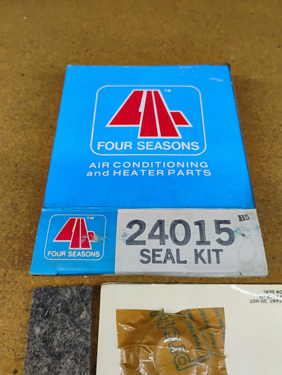 Four Seasons 24015 Seal Kit NORS Made in USA