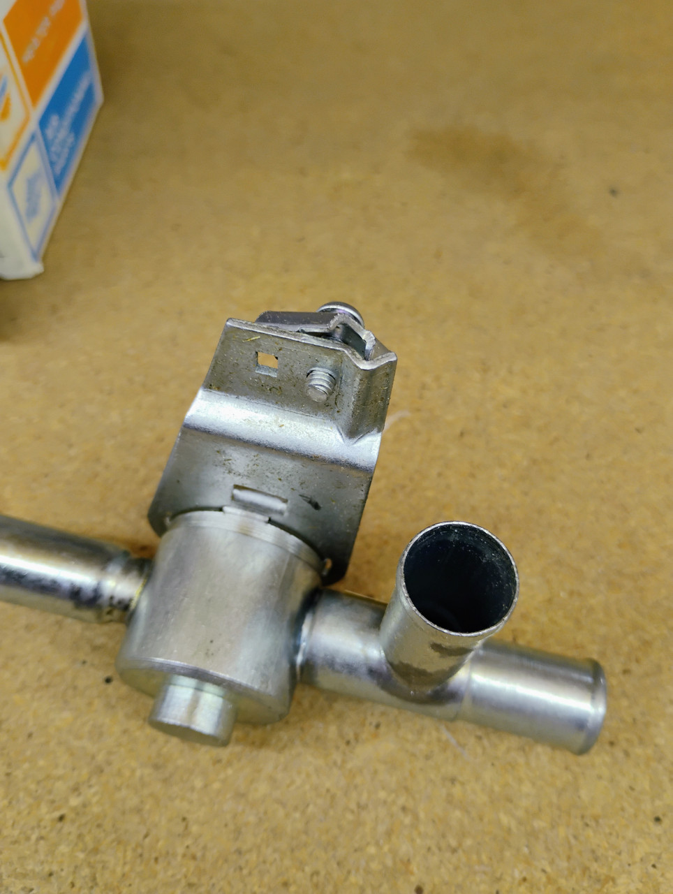 Everco H2976 Heater Valve NORS Made in USA Everco H2976 Heater Valve NORS Made in USA