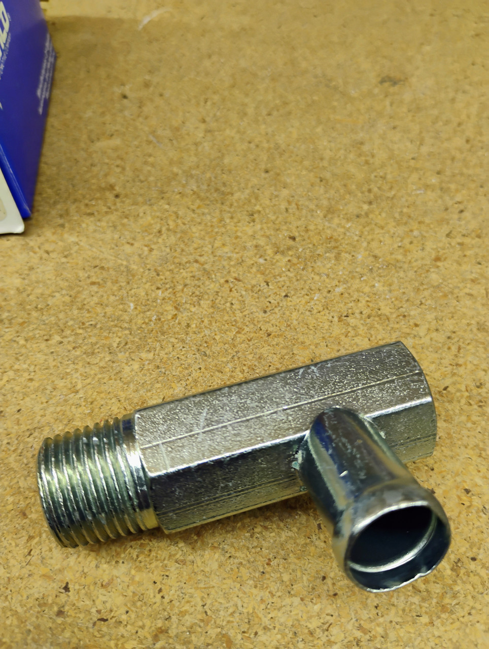 Everco H3915 Heater Fitting NORS Made in USA Everco H3915 Heater Fitting NORS Made in USA