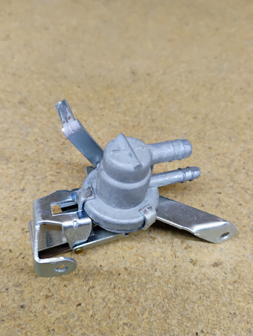 Everco H5985 Heater Valves NORS Made in USA Everco H5985 Heater Valves NORS Made in USA