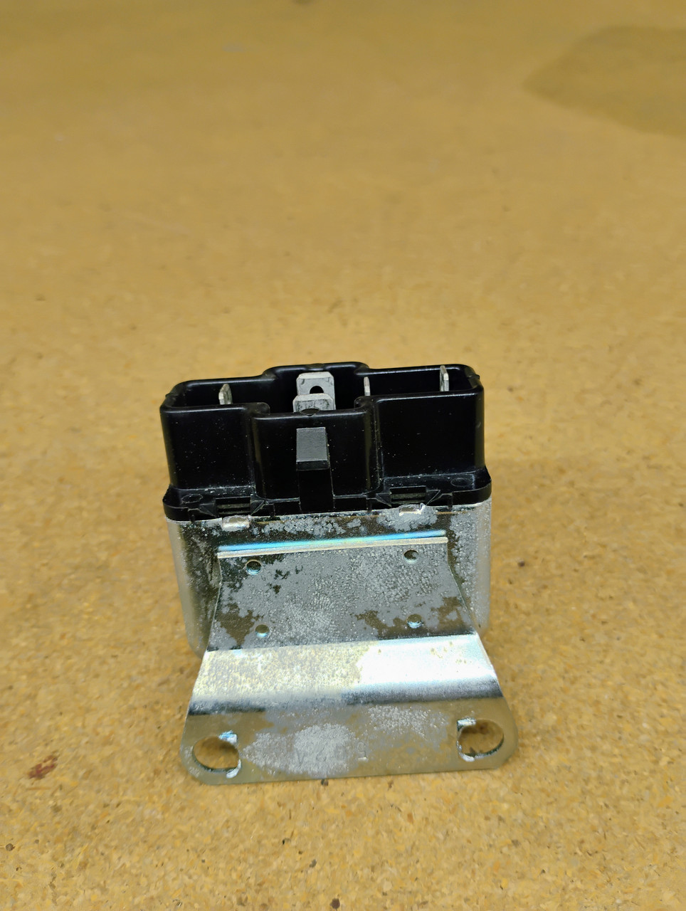 Four Seasons 35910 Relay NORS Made in USA