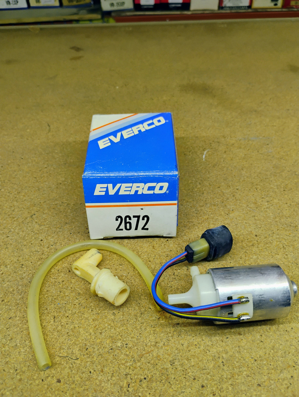 Everco 2672 Windshield Washer Pump NORS Made in USA
