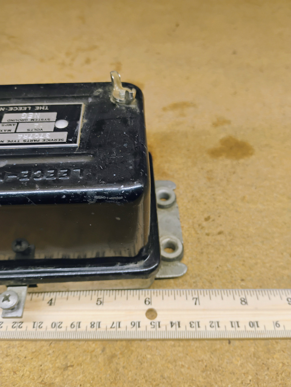 Leece-Neville 3707RA Voltage Regulator 14V 3A NEG Rebuilt Made in USA Leece-Neville 3707RA Voltage Regulator 14V 3A NEG Rebuilt Made in USA