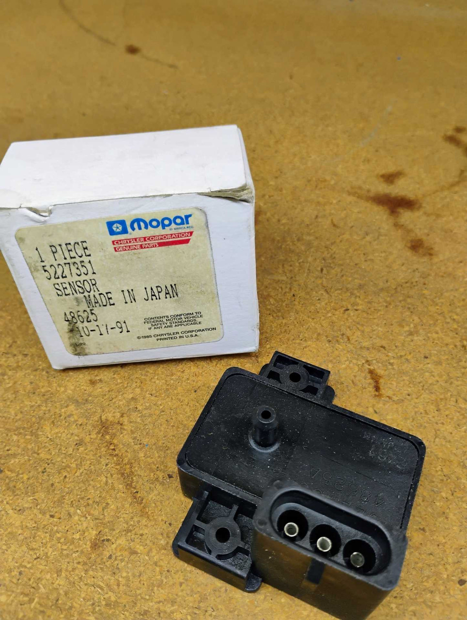 Mopar 5227351 Sensor NOS Made in Japan