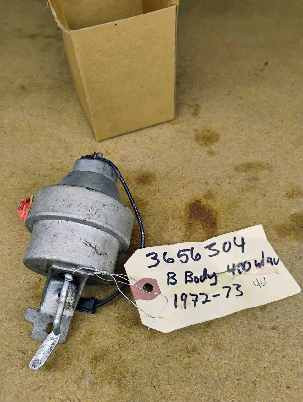 Mopar 3656304 Vacuum Advance Solenoid Unit NOS 1972-1973 Dodge Plymouth 400 440