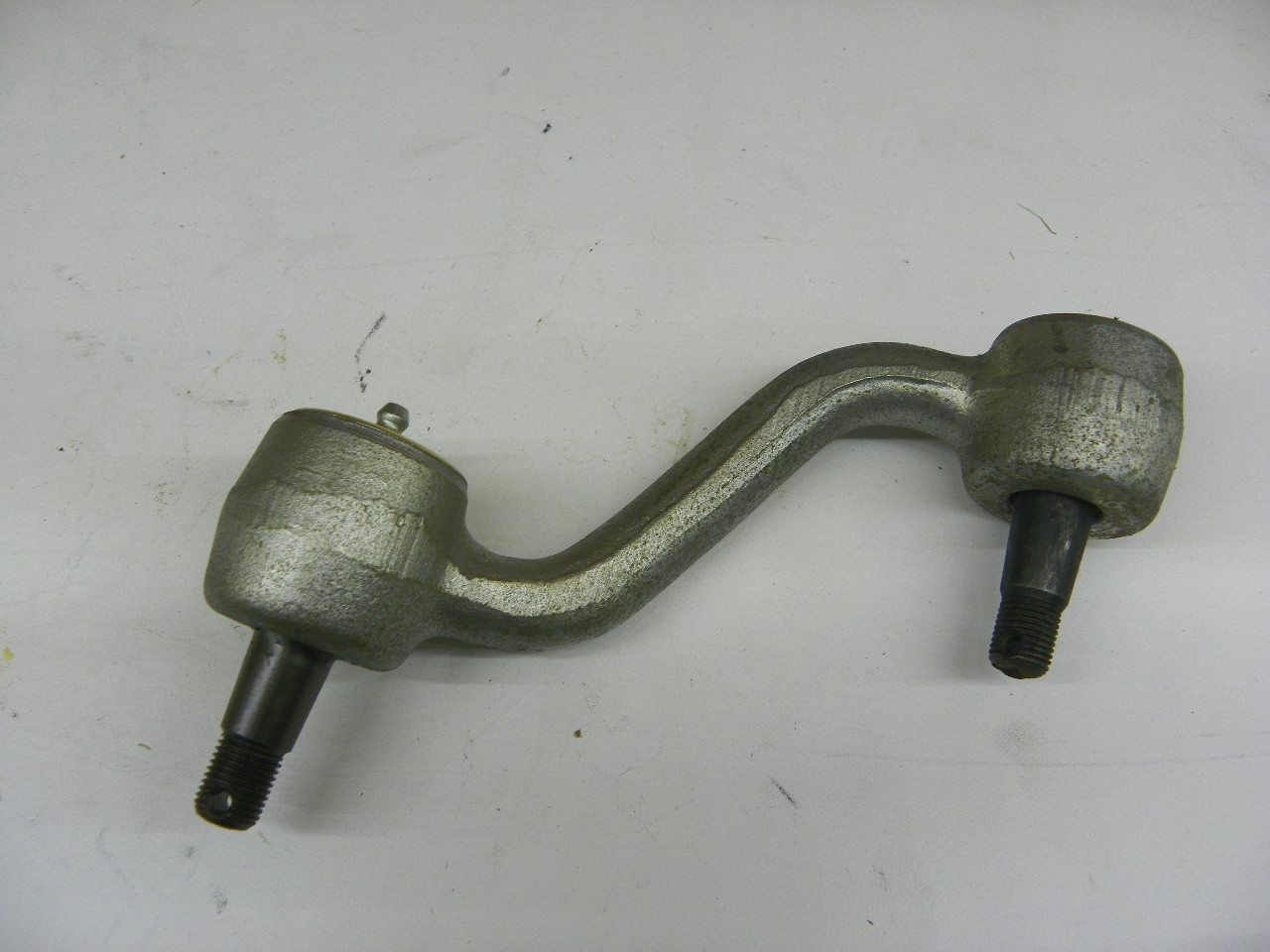 Moog K793 Idler Arm 1962-1966 Mopar A-Body Dart Valiant Barracuda NORS