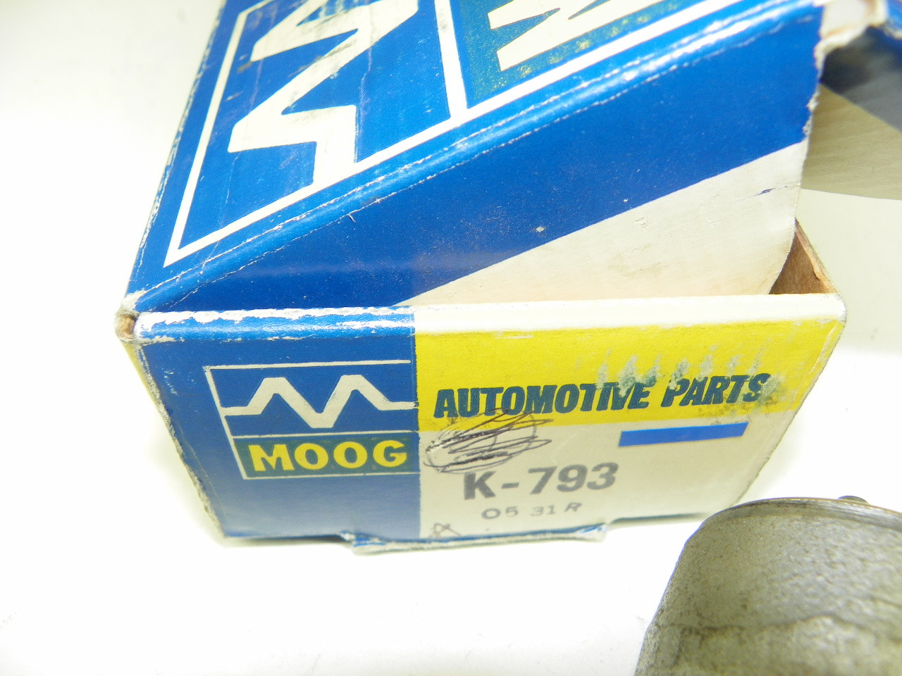 Moog K793 Idler Arm 1962-1966 Mopar A-Body Dart Valiant Barracuda NORS