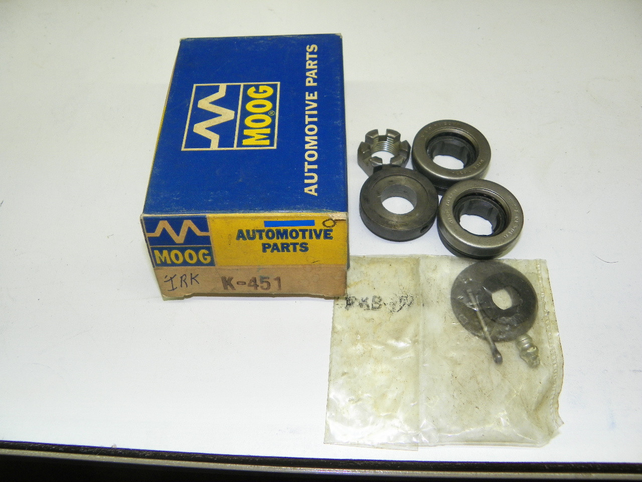 Moog K451 Steering Stabilzer Kit NORS Made in USA