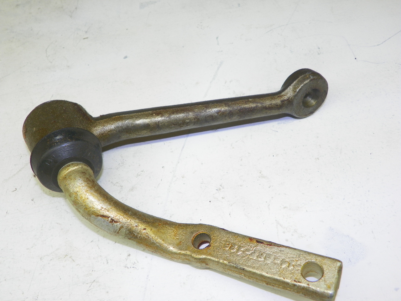 Moog K955 Idler Arm Bracket 1968 1969 Lincoln Continental NORS