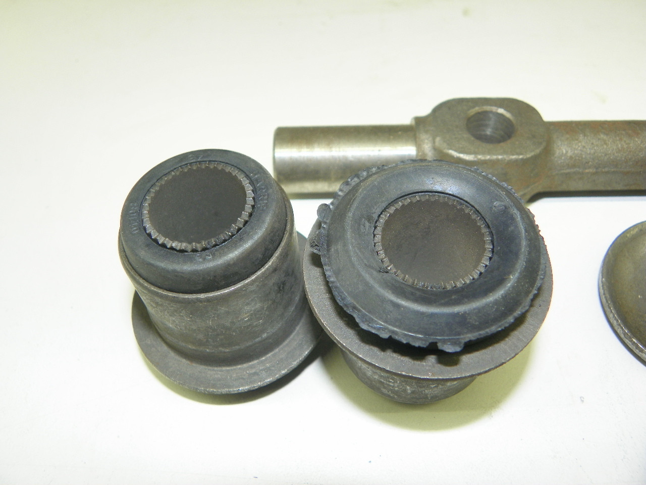 Moog K15 Upper Control Arm Shaft Kit Mopar 1939-1941 Chrysler Dodge Plymouth NORS