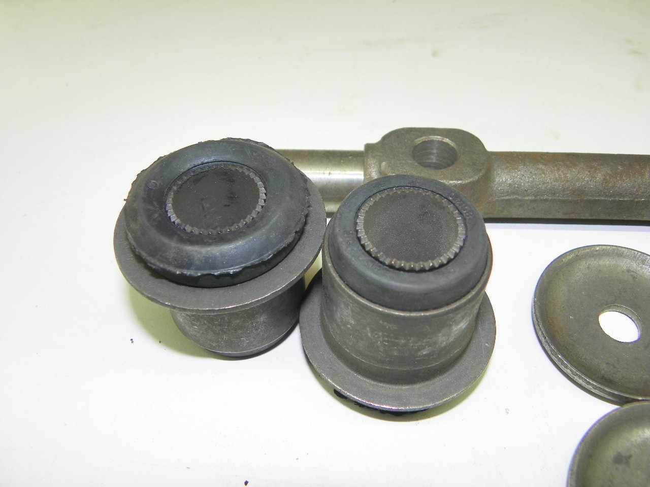 Moog K15 Upper Control Arm Shaft Kit Mopar 1939-1941 Chrysler Dodge Plymouth NORS