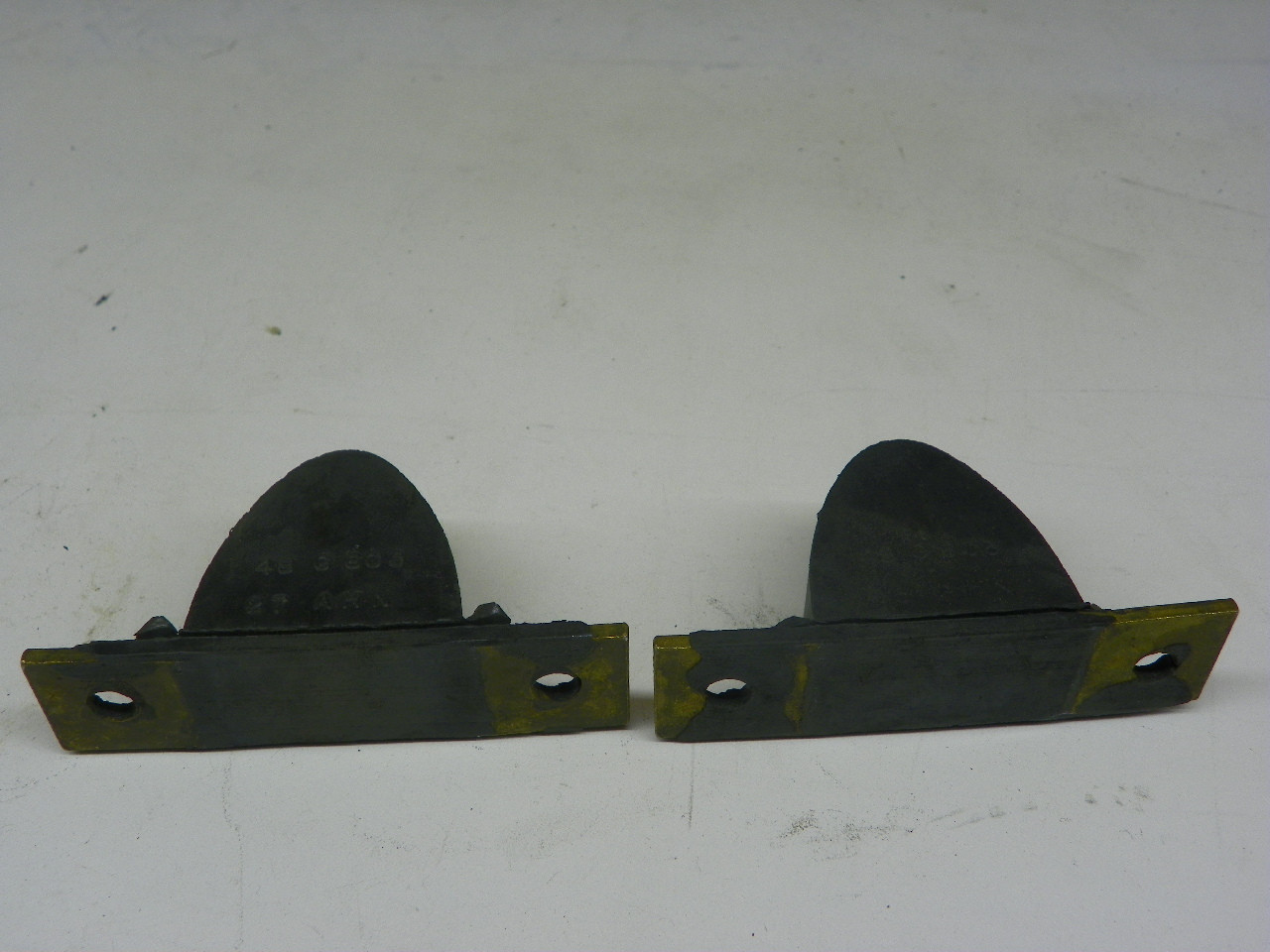 Moog K335 Mounts NORS Made in USA