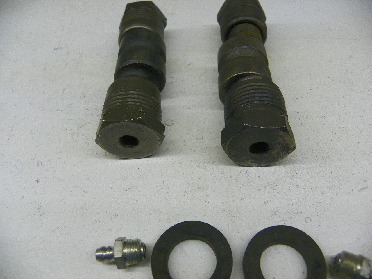 Moog K174 Upper Control Arm Pivot Pin Kit Mopar 1940-1956 Chrysler Dodge NORS