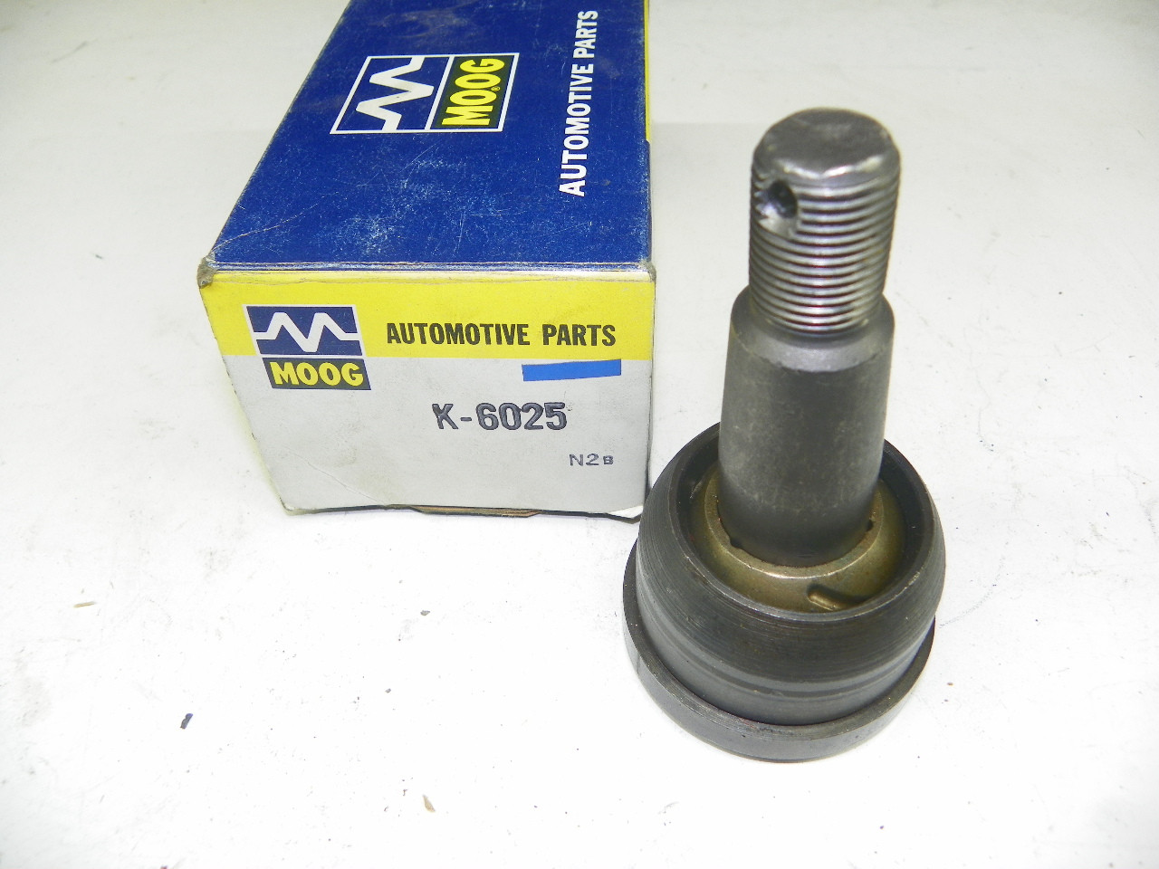 Moog K6025 Front Lower Ball Joint 1963-1970 Chevy GMC C20 C30 P20 P30 Truck