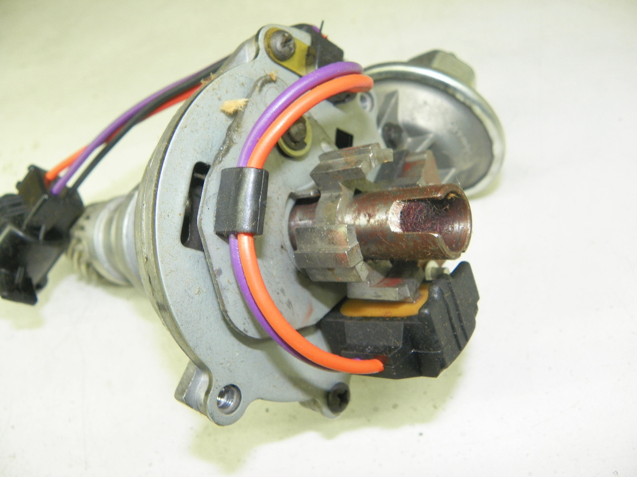 Motorcraft D7FZ-12127-B DA-1544 Distributor NOS Made in USA