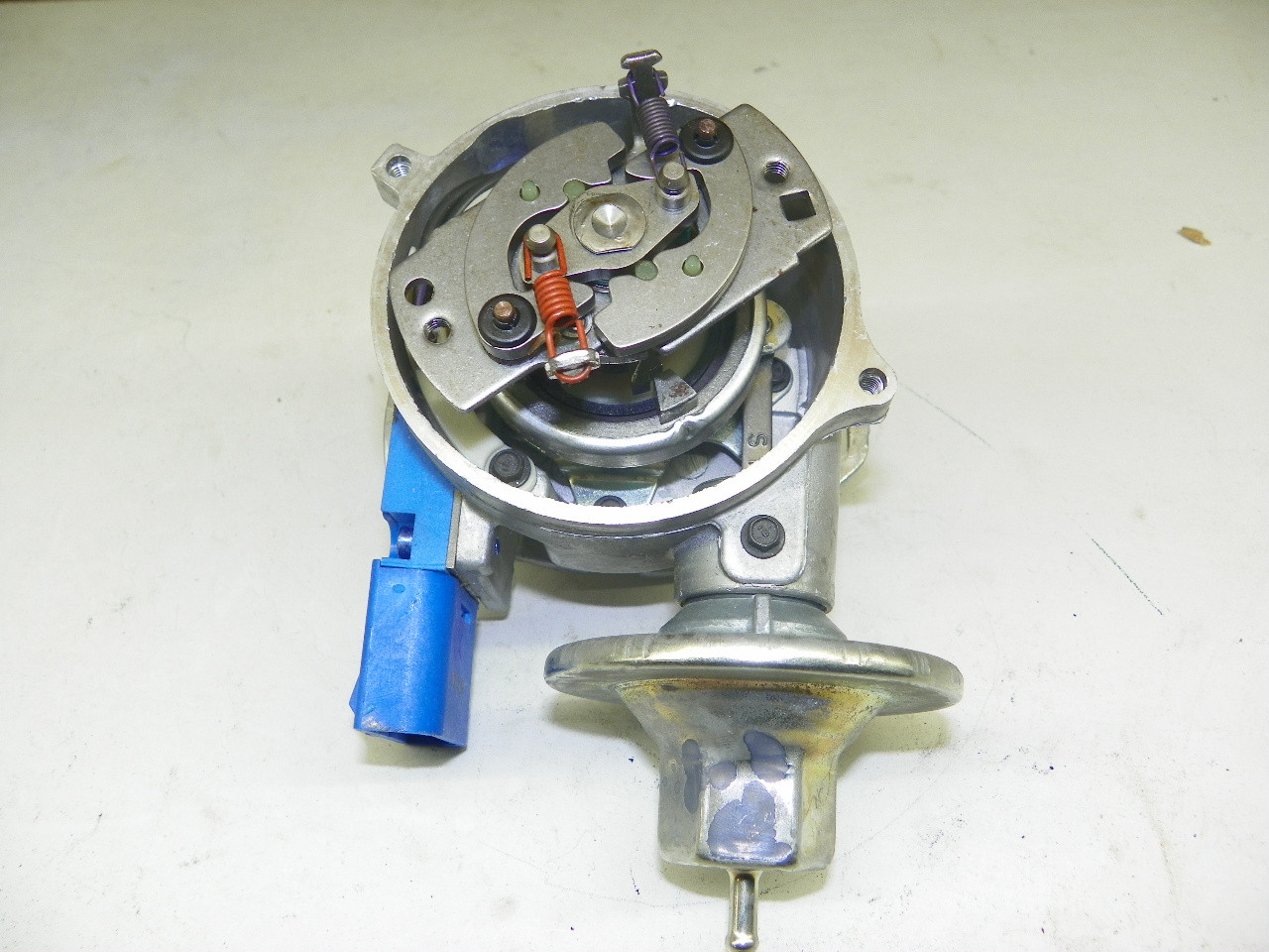 Motorcraft E2EE-12127-EB Distributor 1982-1983 Ford Escort EXP Mercury Lynx 1.6L NOS