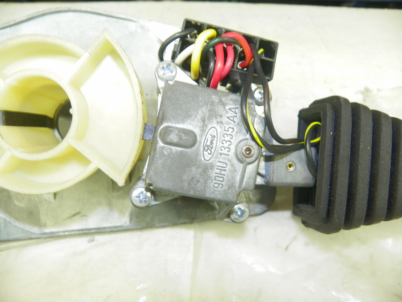 Ford F0HZ-13K359-B Turn Signal Switch 1990-1998 Ford L8000 L9000 Louisville NOS