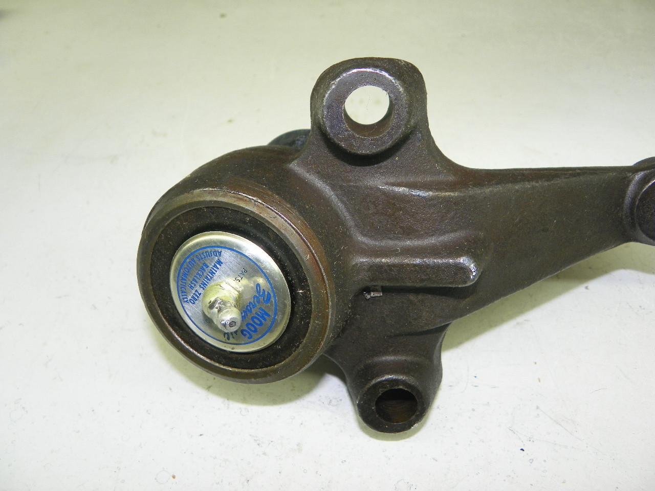 Moog K6121F Front Upper Ball Joint 1963-1970 Chevy C10 C20 GMC 1000 2500 NORS