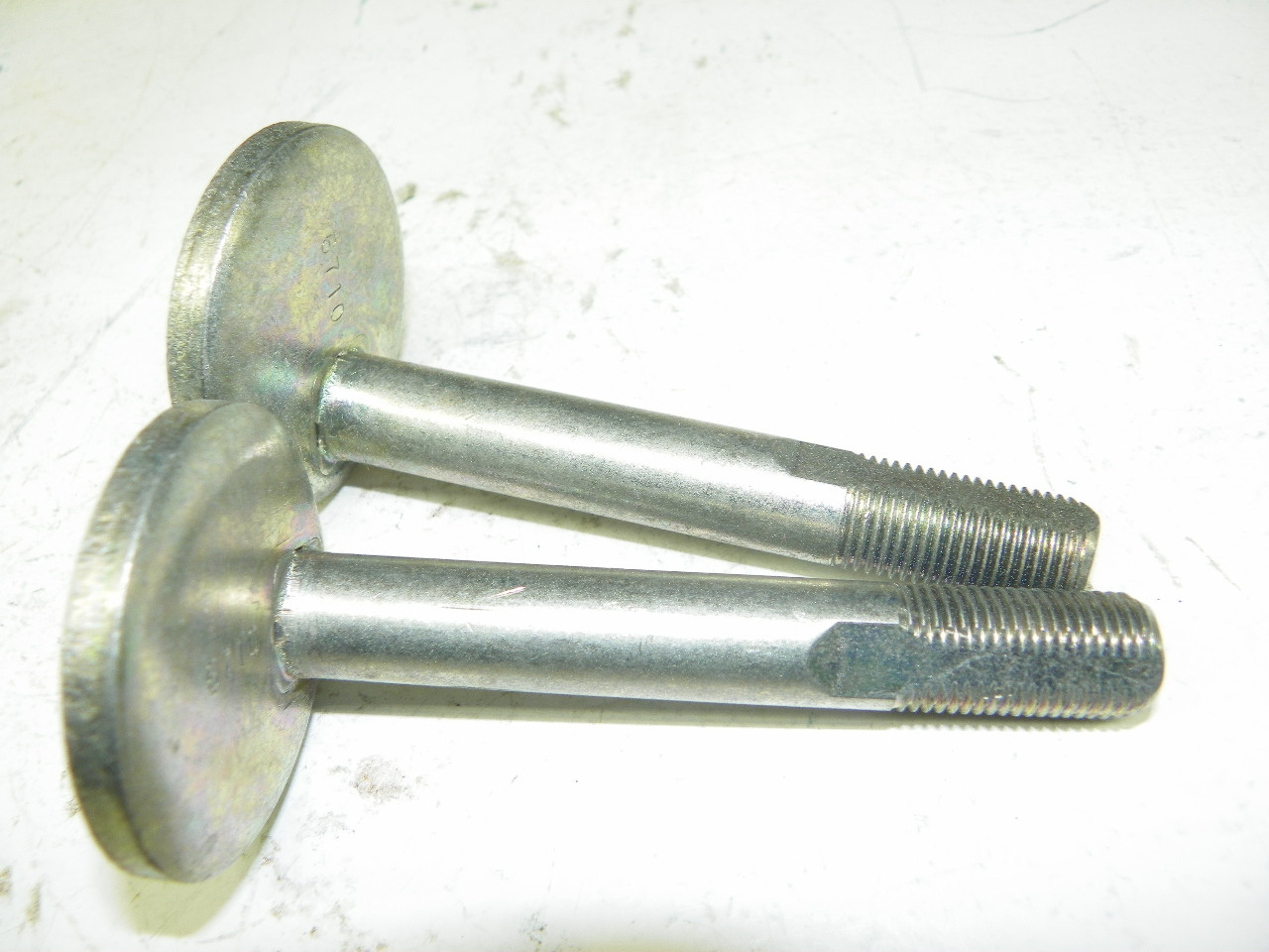 Moog K6302 Front Upper Alignment Cam Bolt Kit 1988-2000 Chevy GMC C1500 K1500