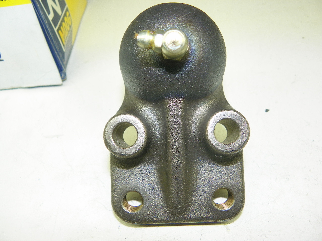 Moog K9282 NORS Front Upper Ball Joint fits Datsun 620 720 Pickup 1972-1985