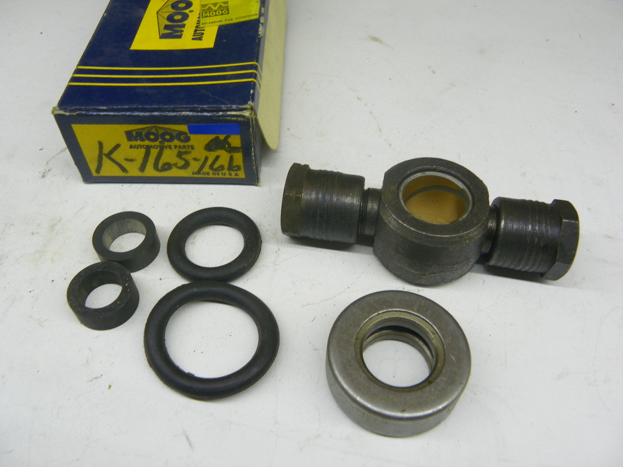 Moog K165 Lower Control Arm Outer Pivot Pin 1946-1948 Nash 40 600 NOS