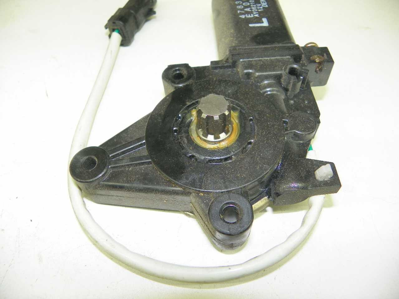 Mopar 4783213 Power Window Lift Motor NOS 1996-1999 Dodge Plymouth Neon