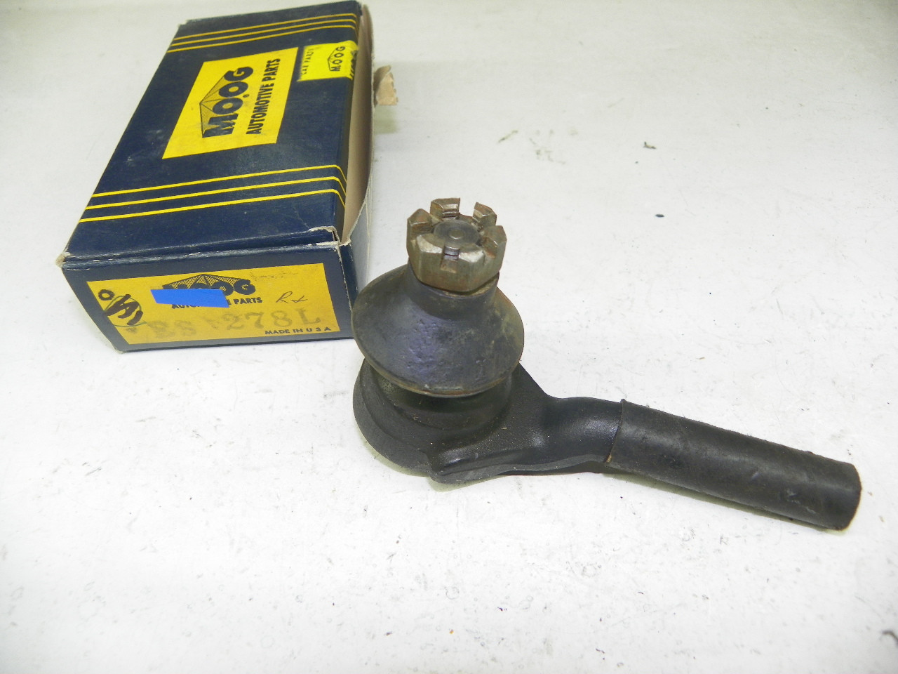 Moog ES278L Tie Rod End Left Outer 1980-1996 Ford F150 Bronco F250 F350 NORS