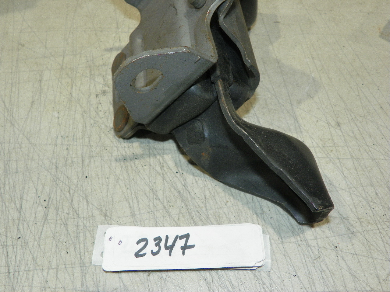 Doan 2347 Transmission Mount for 1973-1976 Ford Torino Cougar Montego restoration