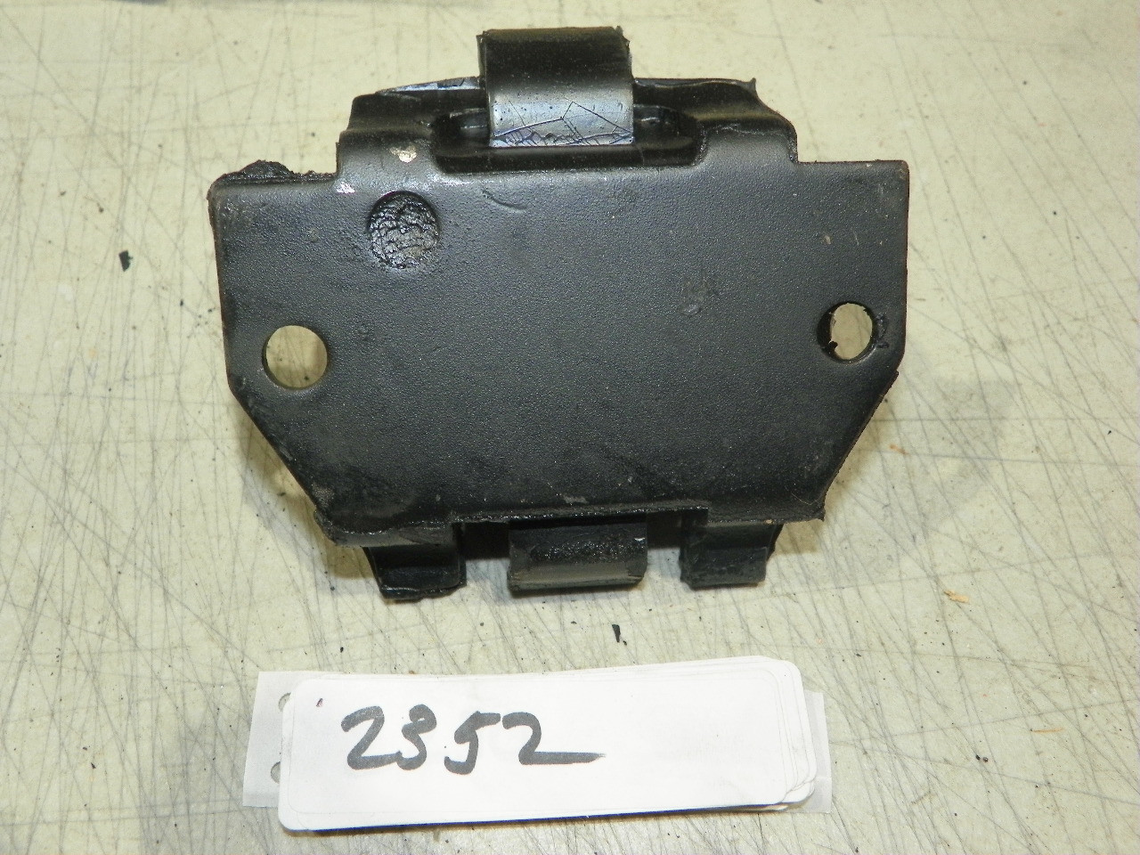 Doan 2352 Front Motor Mount for 1961-1963 Pontiac Tempest LeMans restoration