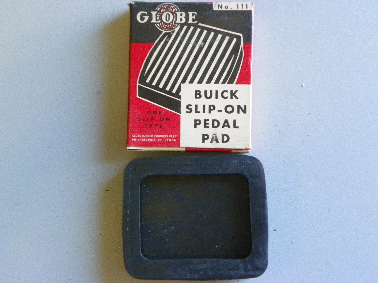 Globe 111 Brake Pedal Pad 1948-1952 Buick Dynaflow 1331810 NORS img 2