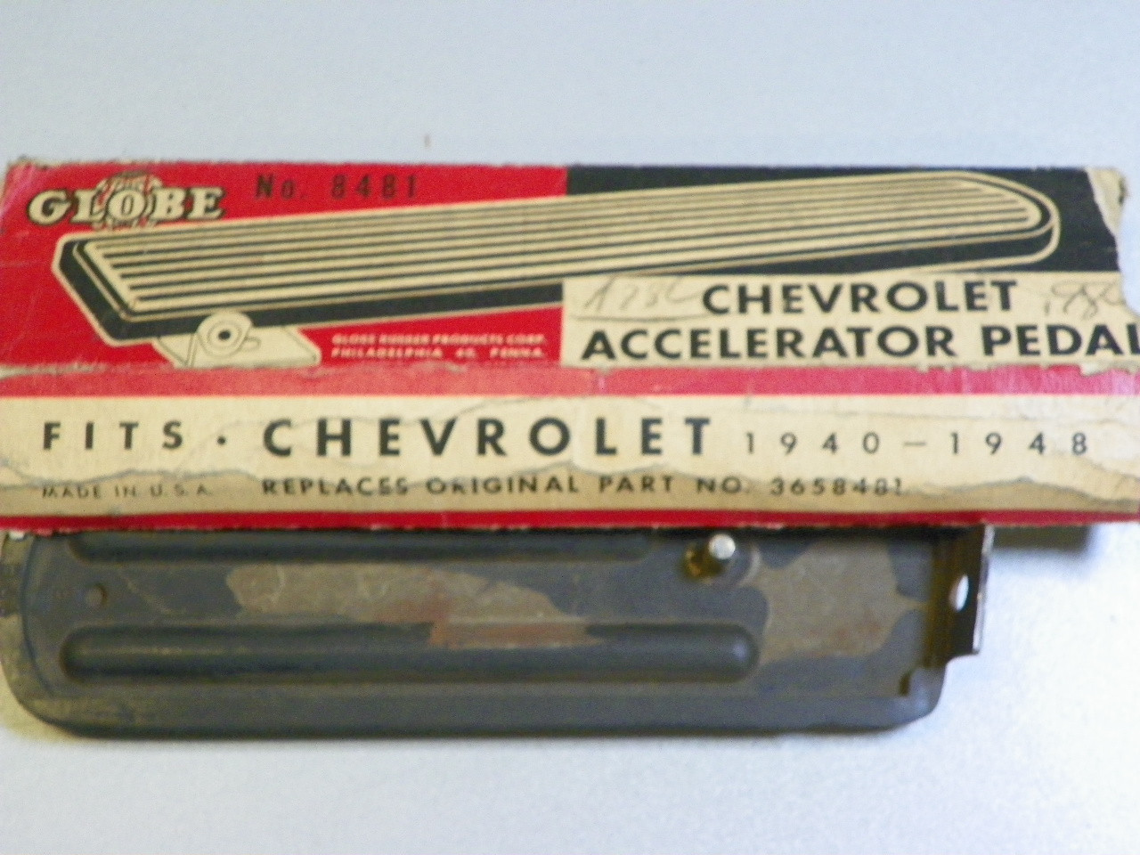 Globe 8481 Accelerator Pedal 1940-1948 Chevrolet Special Deluxe Fleetline NORS